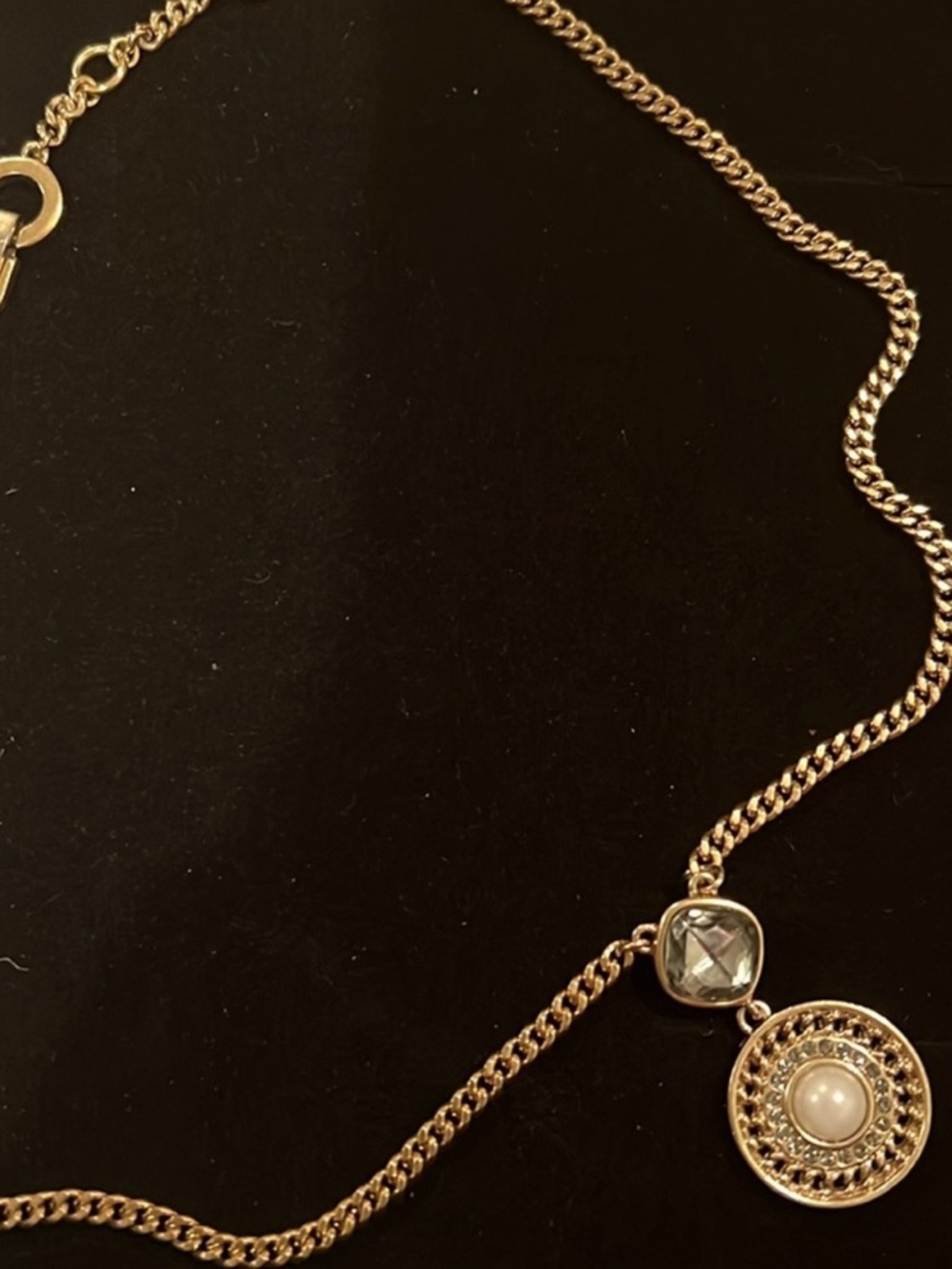 Authentic Vintage Signed Givenchy Gold Tone Pearl &Rhinestone Statement Necklace - Picture 3 of 8